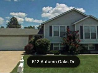612 Autumn Oaks Dr, Saint Peters, MO 63376