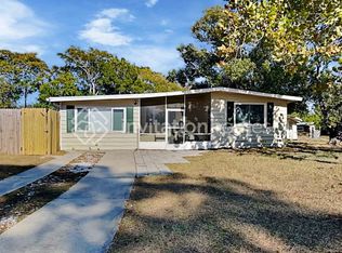 1125 Dogwood Ave, Tampa, FL 33613