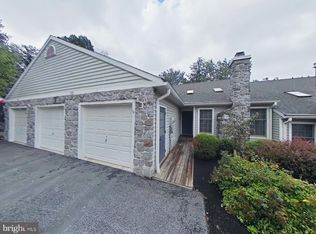 102 Sawmill Run, Elizabethtown, PA 17022