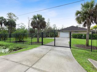 4540 2nd Ave SE, Naples, FL 34117