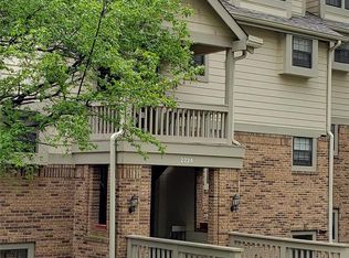 2224 Canyonlands Dr UNIT 6, Maryland Heights, MO 63043