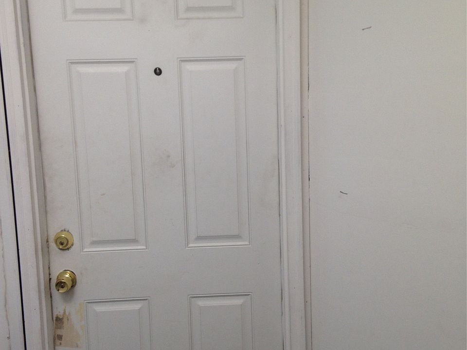 1st image of 18907 Jamaica Ave #1