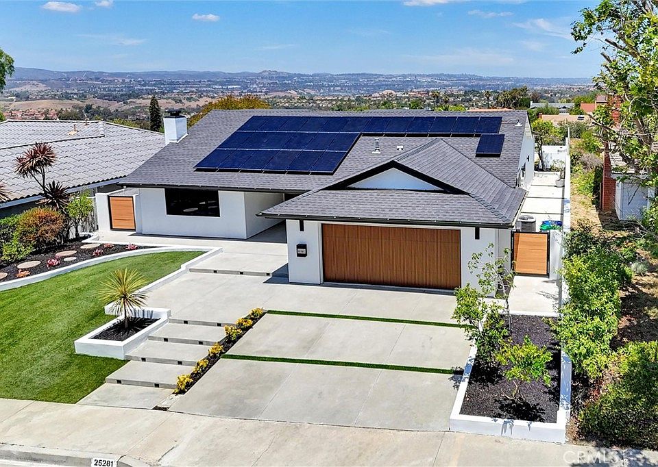 1st image of 25281 Via De Anza