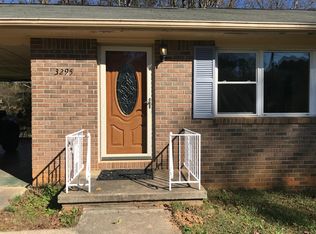 3295 Shadowridge Dr SW, Marietta, GA 30008