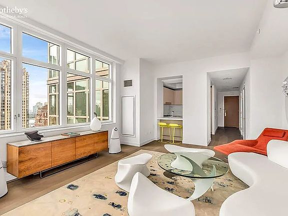 2nd image of 305 E 51st St #18F