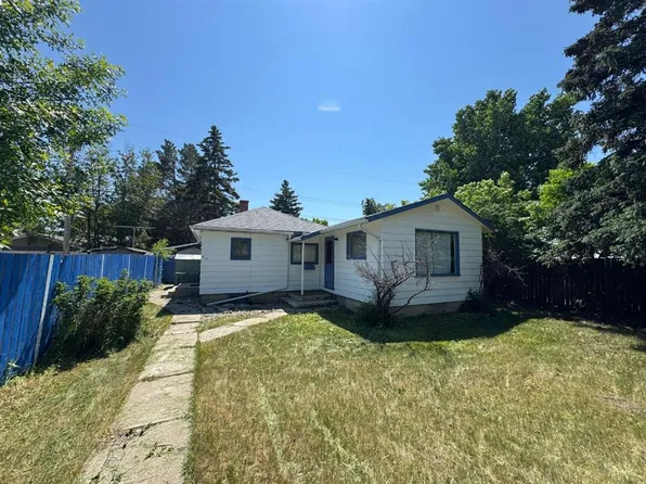 513 NW 3rd St S, Vulcan, AB T0L 2B0