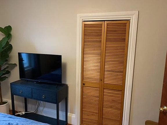 5th image of 48 Larch St #3