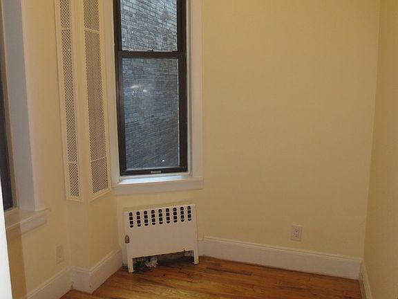 3rd image of 21 Leroy St APT 12