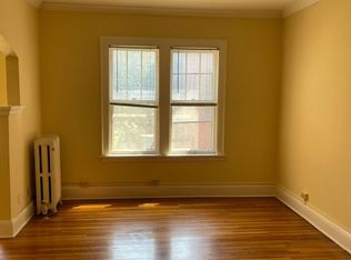 610 W Franklin Ave #202, Minneapolis, MN 55405