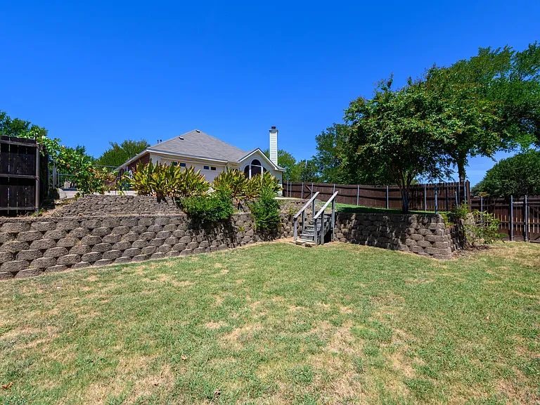 1296 Calistoga Dr — Photo 28