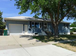 1416 E Ingals Ave, Bismarck, ND 58504