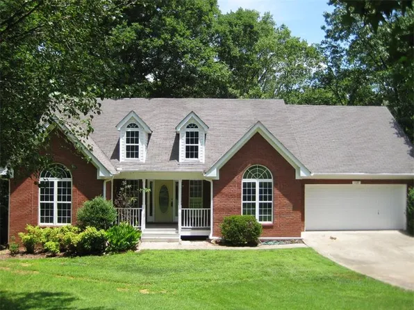 110 Fir Ct, Waleska, GA 30183