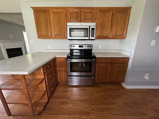125 Hatchbend Ct — Photo 7