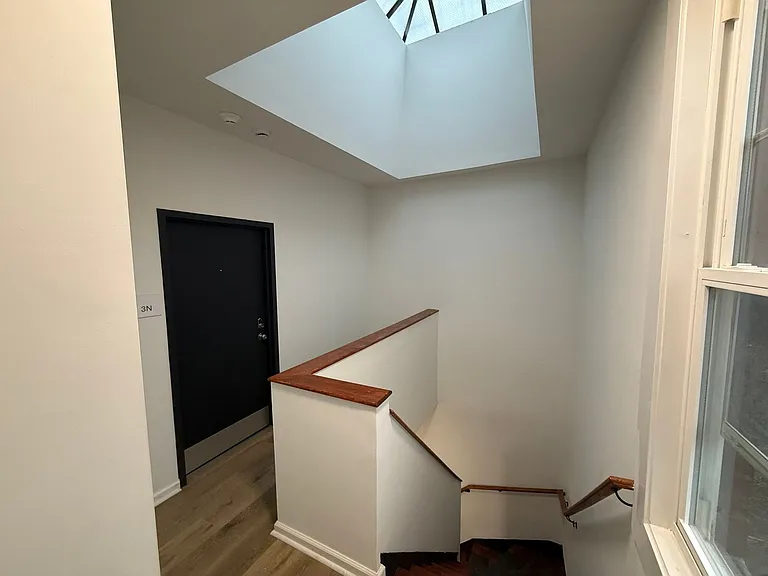31 Park St #33 — Photo 10