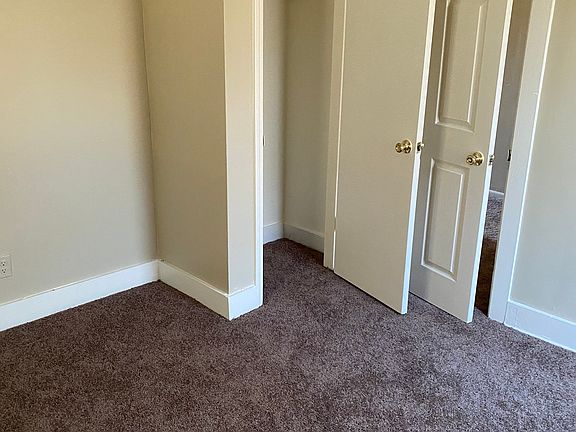2nd image of 2968 Park Ave