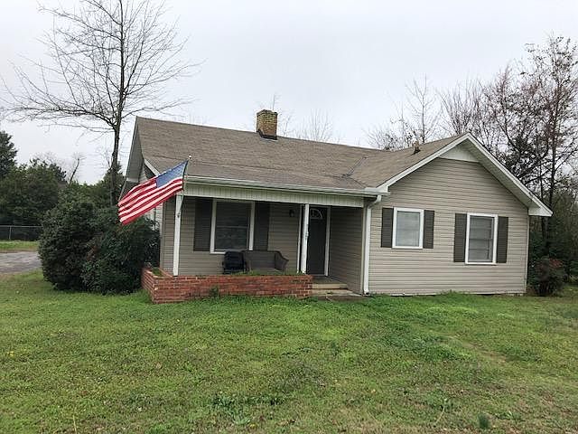 1st image of 2110 Forest Lake Dr