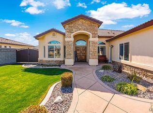 12505 Molokai Dr, Bakersfield, CA 93312