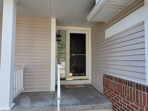 2nd image of 6533 Cheslie Ct