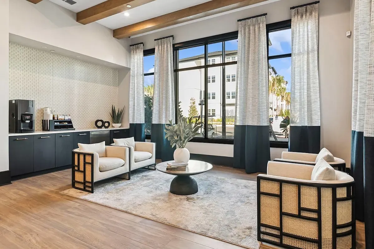 Waterleigh Village Luxury Apartments — Photo 3