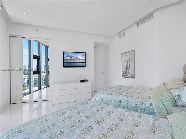 17475 Collins Ave #504 — Photo 10