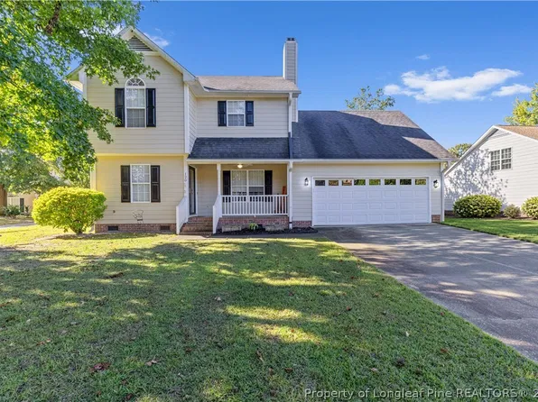 120 Hollow Ln, Raeford, NC 28376