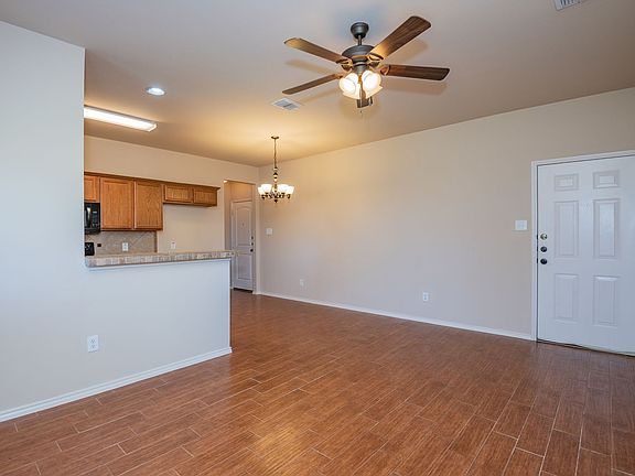 5th image of 1426 Piedmont Dr