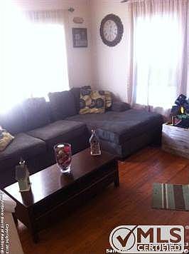 5th image of 929 4th St