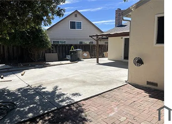 2868 Longacre Ct — Photo 45
