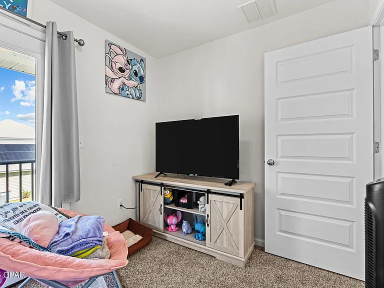 326 Raven Ln — Photo 24