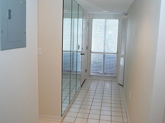2nd image of 434 Cerromar Ln #375-31