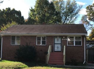 16000 Crest Dr, Woodbridge, VA 22191