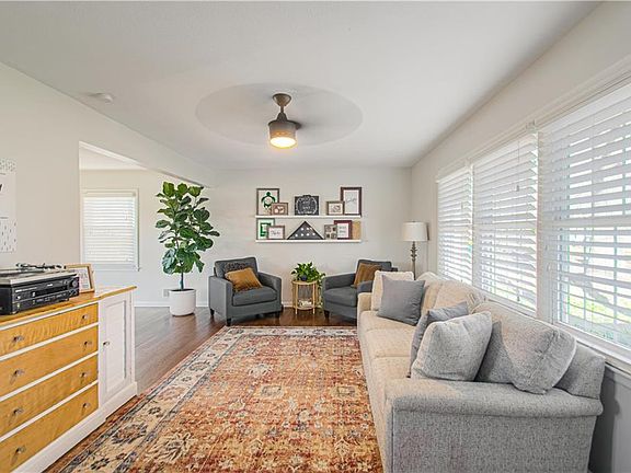 3rd image of 8838 Newton Dr