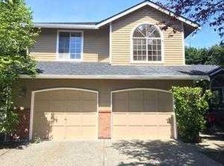 12814 NE 100th St, Kirkland, WA 98033