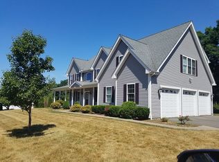 2 Eagle Dr, Ellington, CT 06029