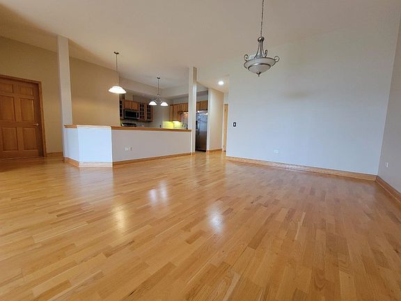 4th image of 8747 W Bryn Mawr Ave APT 705