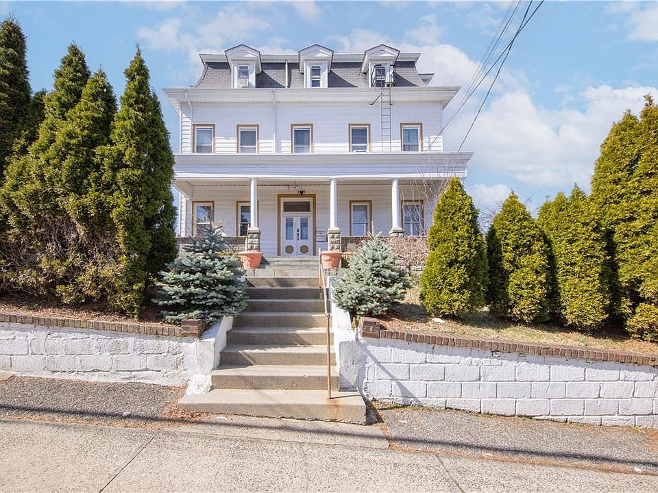 1st image of 203 N Washington Street