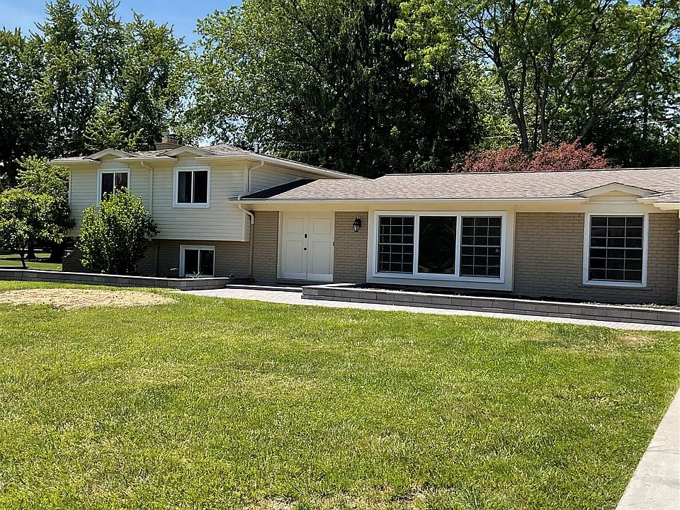 1st image of 7096 Riverstone Rd