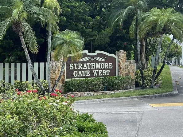 325 Pennington Court, Royal Palm Beach, FL 33411