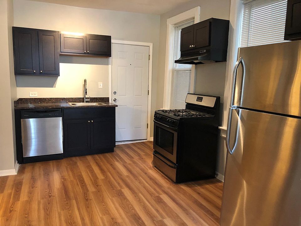 1st image of 1437 N Cleaver St APT 1F