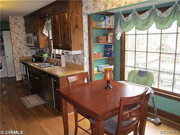 4th image of 4411 Heritage Woods Ct