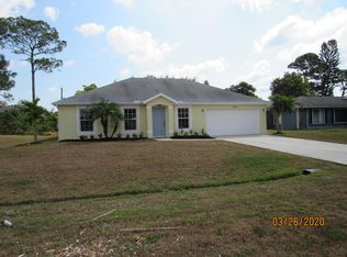 1333 SE Sandia Dr, Port Saint Lucie, FL 34983