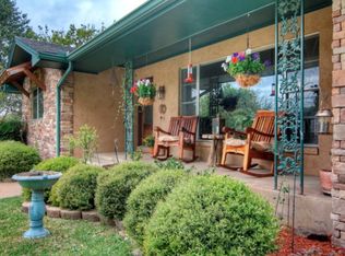 120 Briarwood Ln, Kerrville, TX 78028