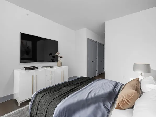 1435 10th Street image 14 of 59