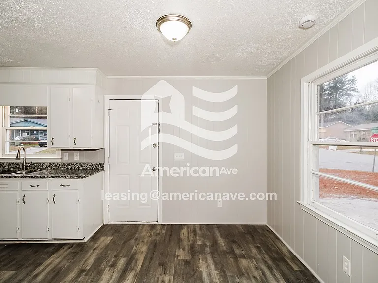 524439_006_wm_-_dining_room_13458609.jpg