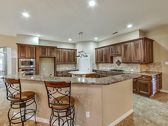 3rd image of 17115 Bowdin Crest Dr