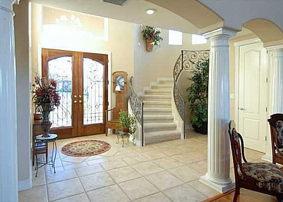 3rd image of 6439 Calle Del Sol Dr
