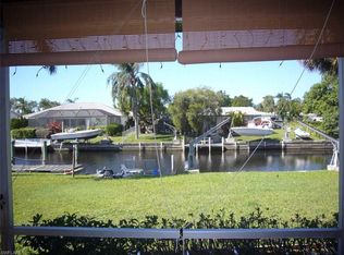 4555 Vinewood Cir, North Fort Myers, FL 33903