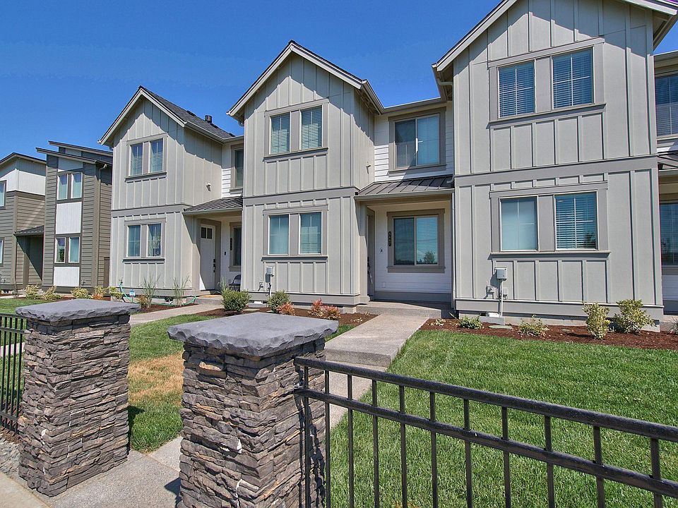 1st image of 5667 SE Logan Ln