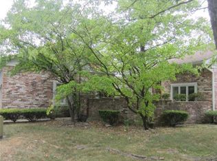 5336 Greenwillow Rd, Indianapolis, IN 46226