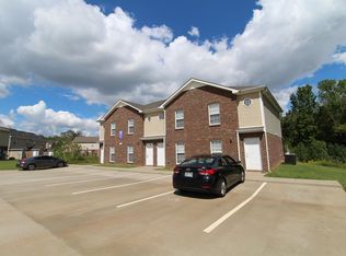 697 Oliver Loop APT D, Clarksville, TN 37040